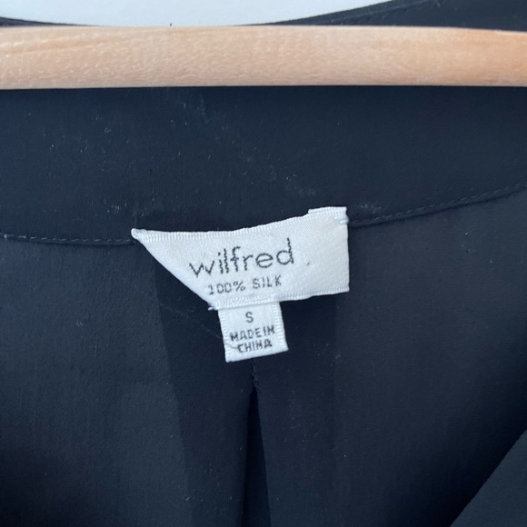 Wilfred 100% Silk V-Neck Blouse - Picture 4 of 7